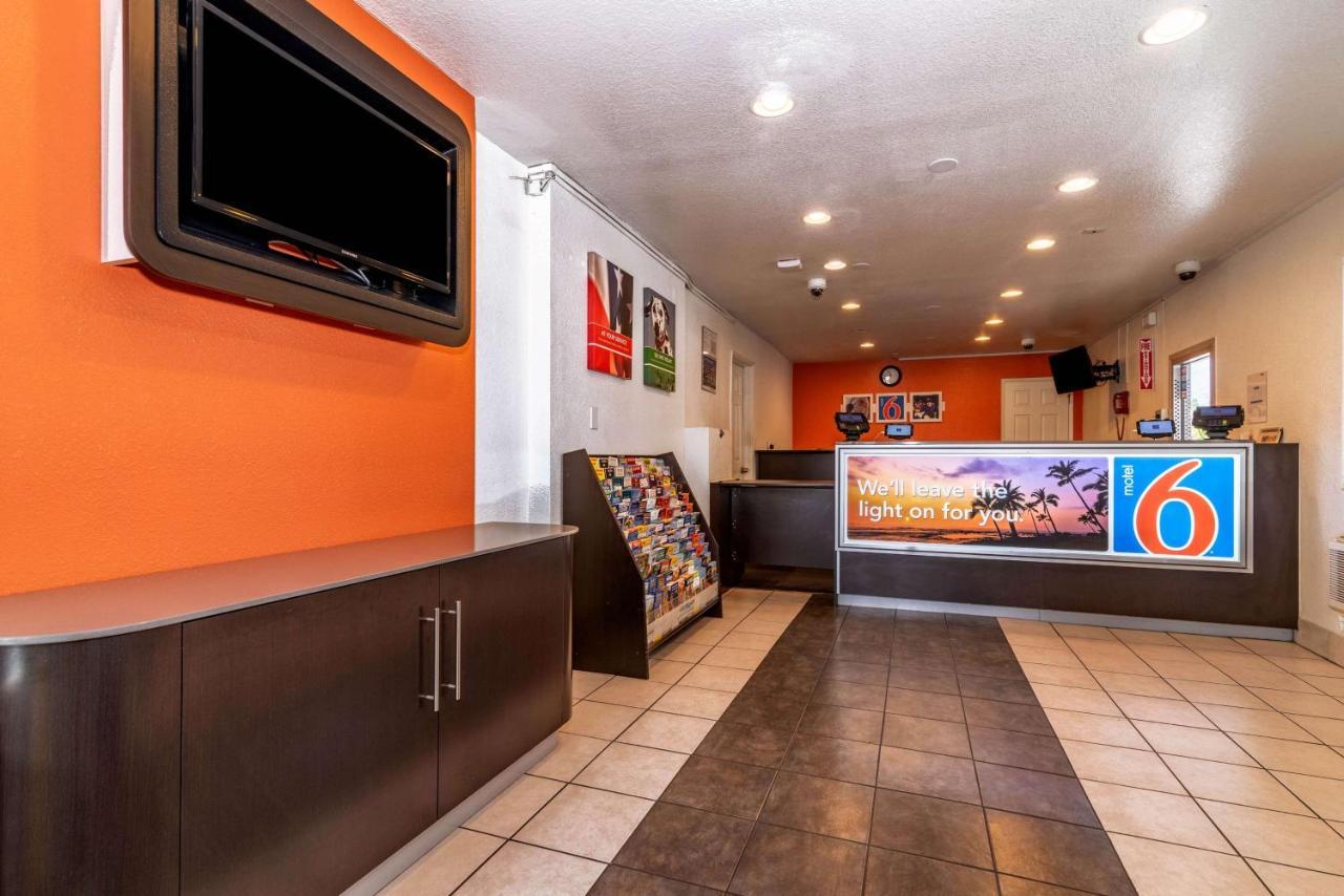 Motel 6-Palm Springs, Ca - East - Palm Canyon מראה חיצוני תמונה