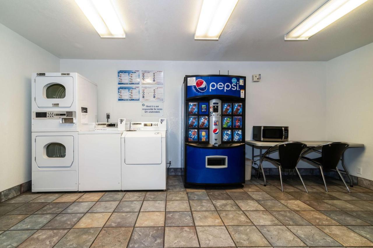 Motel 6-Palm Springs, Ca - East - Palm Canyon מראה חיצוני תמונה