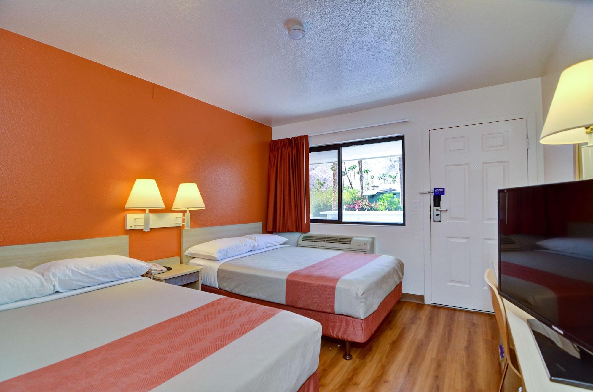 Motel 6-Palm Springs, Ca - East - Palm Canyon מראה חיצוני תמונה