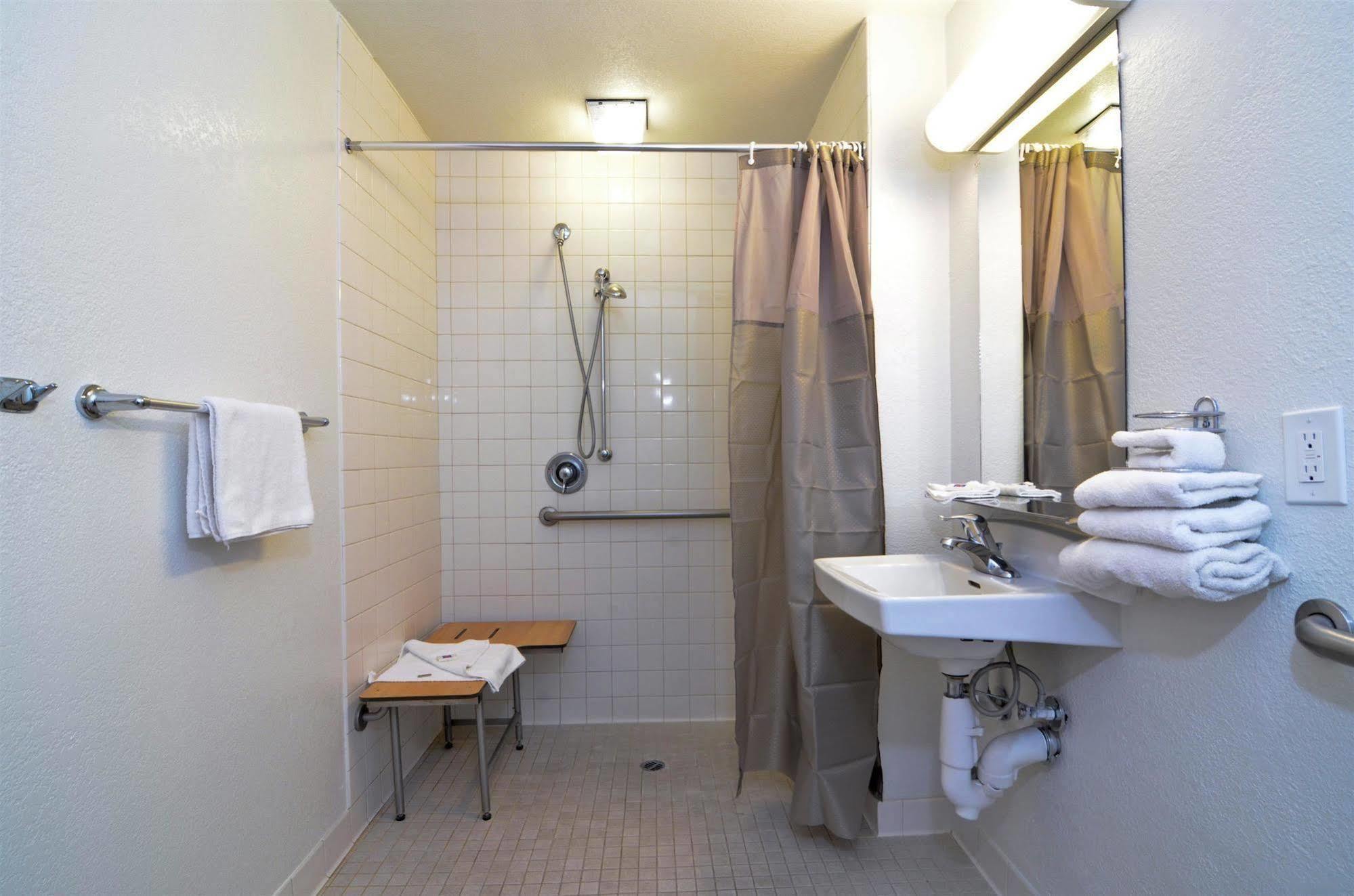 Motel 6-Palm Springs, Ca - East - Palm Canyon מראה חיצוני תמונה