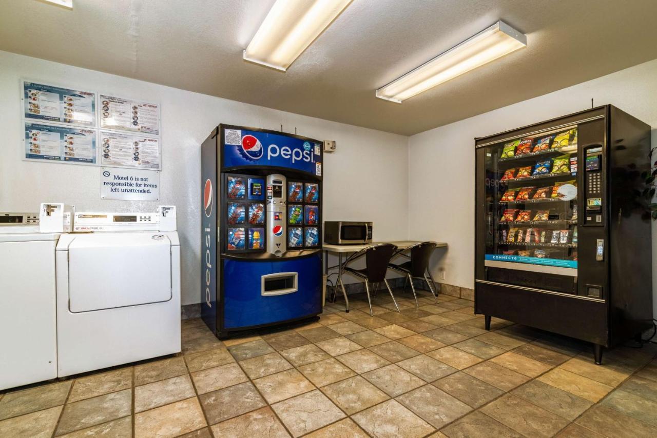 Motel 6-Palm Springs, Ca - East - Palm Canyon מראה חיצוני תמונה